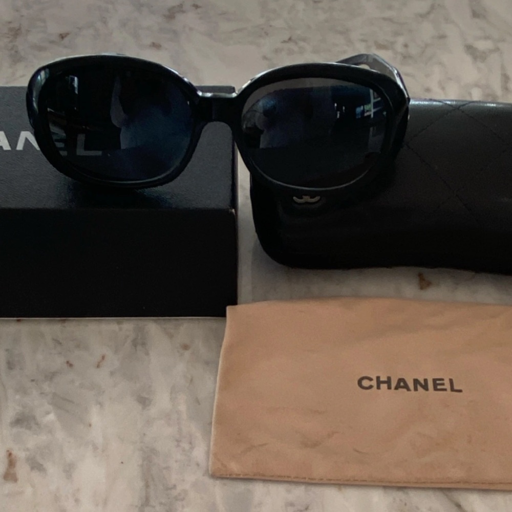 Rare Auth Chanel acetate Camilla eyeglasses/sunglasses frame